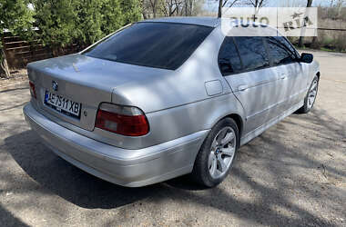 Седан BMW 5 Series 2000 в Днепре