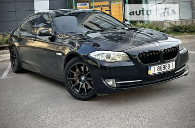 Седан BMW 5 Series 2011 в Днепре