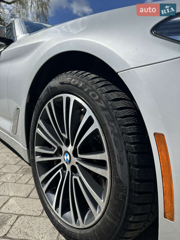 Седан BMW 5 Series 2017 в Луцке