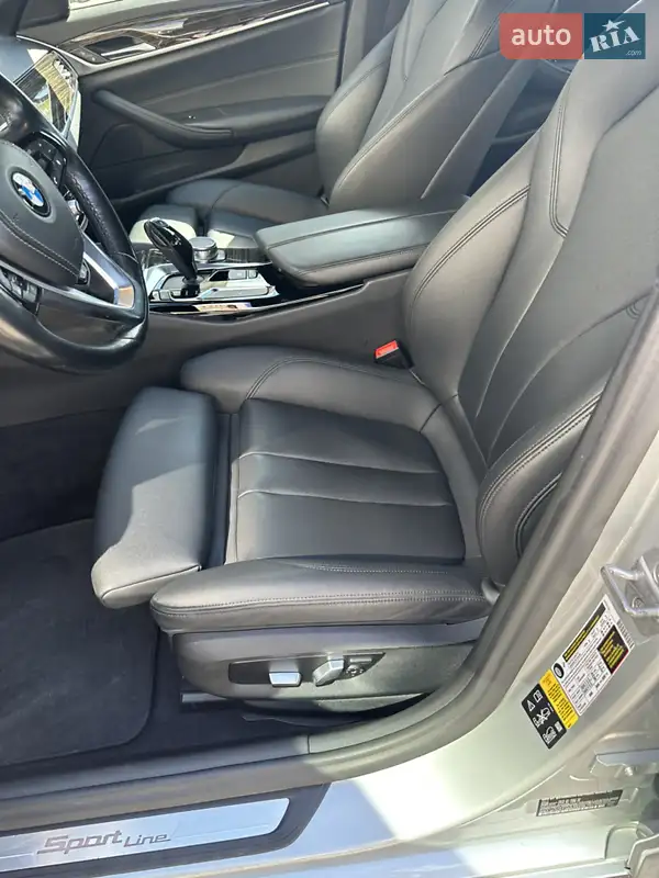 BMW 5 Series 2017 VIN WBAJA7C57JWA73379 фото оголошення 22 з 101