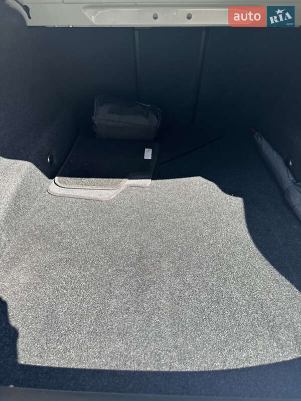 Седан BMW 5 Series 2017 в Луцке