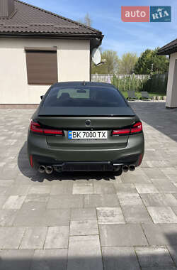 Седан BMW 5 Series 2017 в Ровно