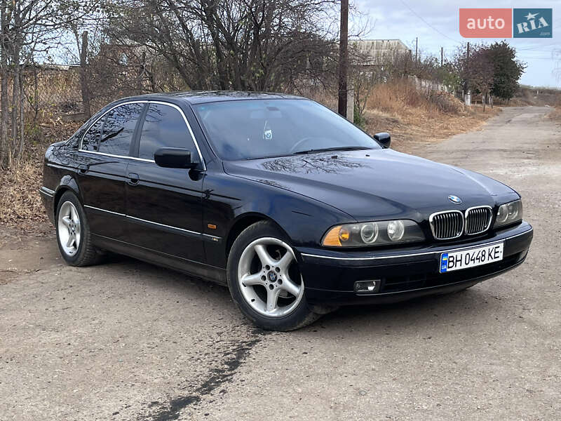 Седан BMW 5 Series 1998 в Измаиле