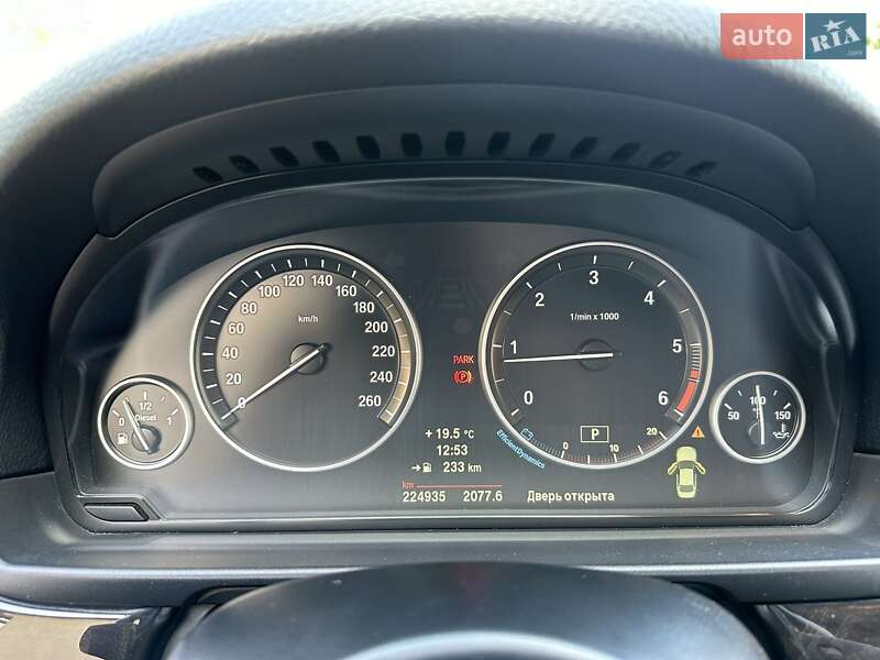 Седан BMW 5 Series 2013 в Луцке