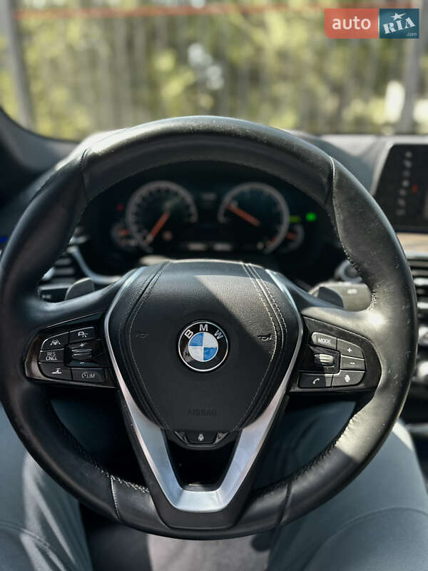 Седан BMW 5 Series 2018 в Измаиле