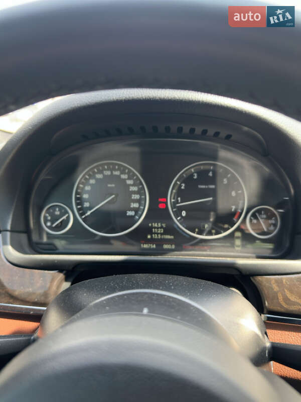 Седан BMW 5 Series 2013 в Киеве фото 26 Седан BMW 5 Series 2013 в Киеве