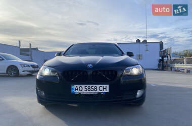 Седан BMW 5 Series 2012 в Мукачево