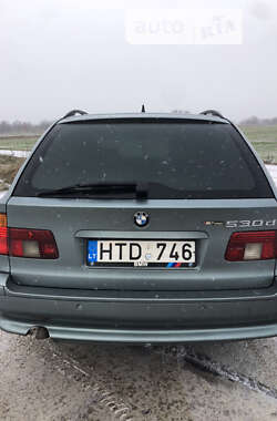 Универсал BMW 5 Series 2002 в Вараше