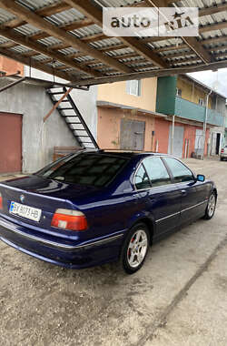 Седан BMW 5 Series 1996 в Нетешине