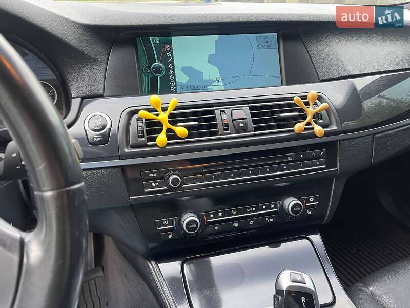 Седан BMW 5 Series 2011 в Тернополі
