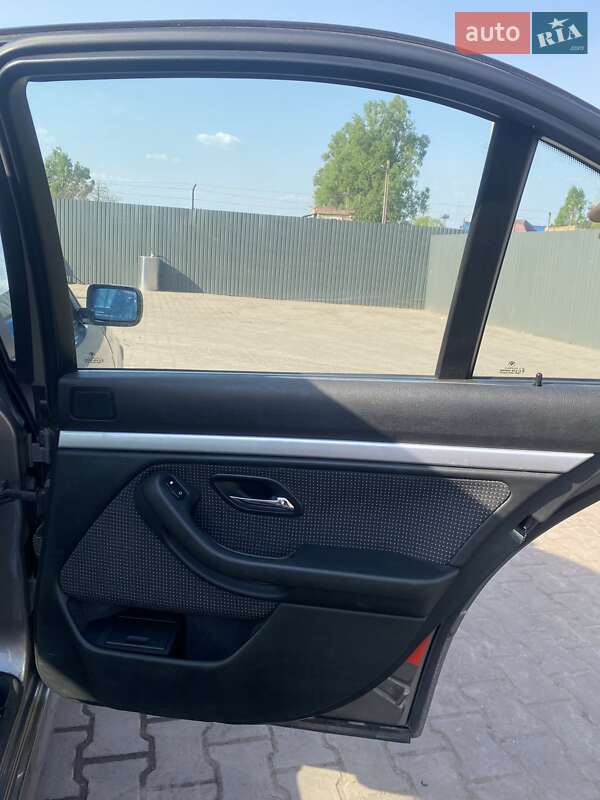 Седан BMW 5 Series 2003 в Кривом Роге фото 8 Седан BMW 5 Series 2003 в Кривом Роге