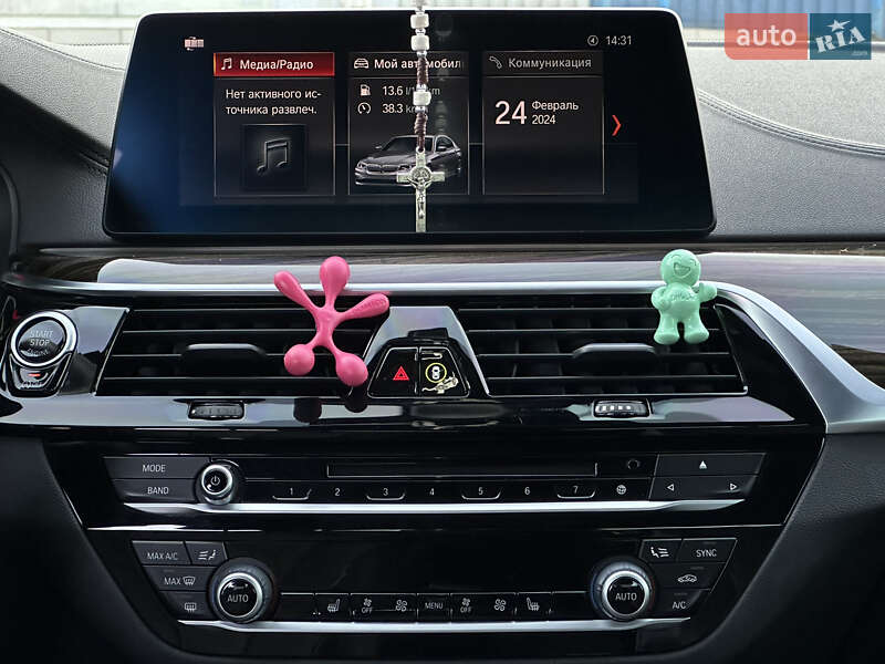 Седан BMW 5 Series 2019 в Запорожье