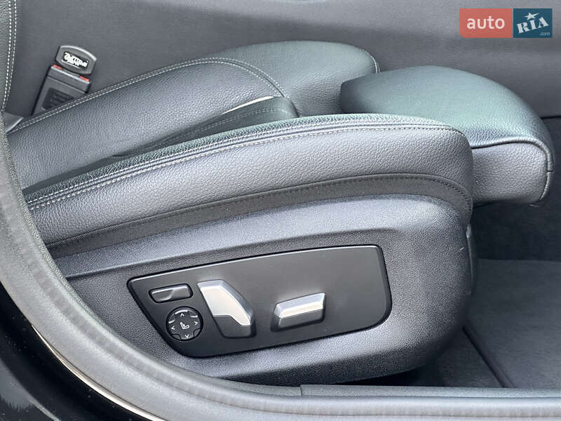 Седан BMW 5 Series 2019 в Запорожье