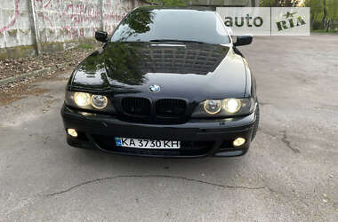 Седан BMW 5 Series 2001 в Киеве