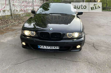 Седан BMW 5 Series 2001 в Києві