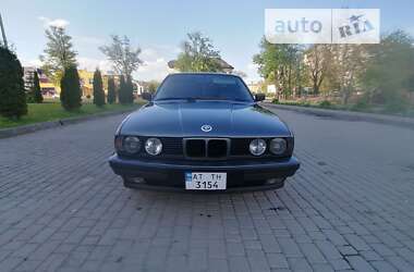 Седан BMW 5 Series 1990 в Коломые