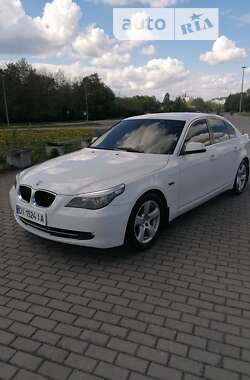 Седан BMW 5 Series 2009 в Львові