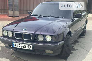 Седан BMW 5 Series 1995 в Покровську