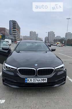 BMW 5 Series 2019