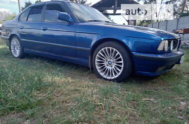 Седан BMW 5 Series 1993 в Харькове