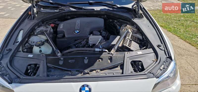 Седан BMW 5 Series 2016 в Тячеві