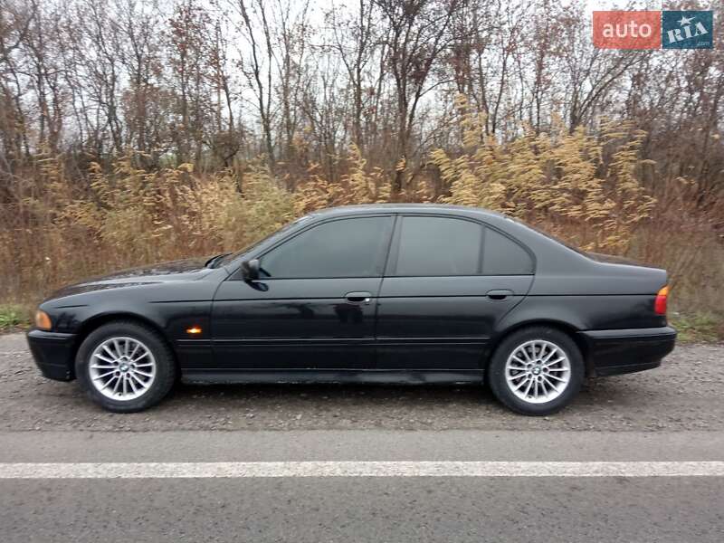 Седан BMW 5 Series 2002 в Одесі