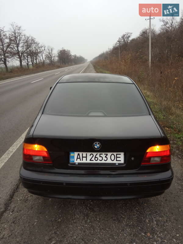 Седан BMW 5 Series 2002 в Одесі