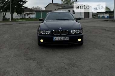 Седан BMW 5 Series 2001 в Рокитном