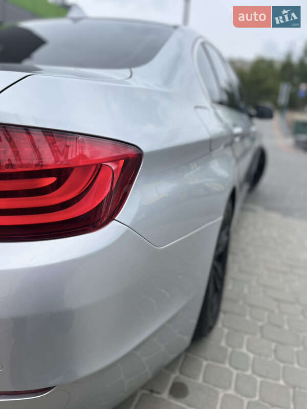 Седан BMW 5 Series 2012 в Тернополі
