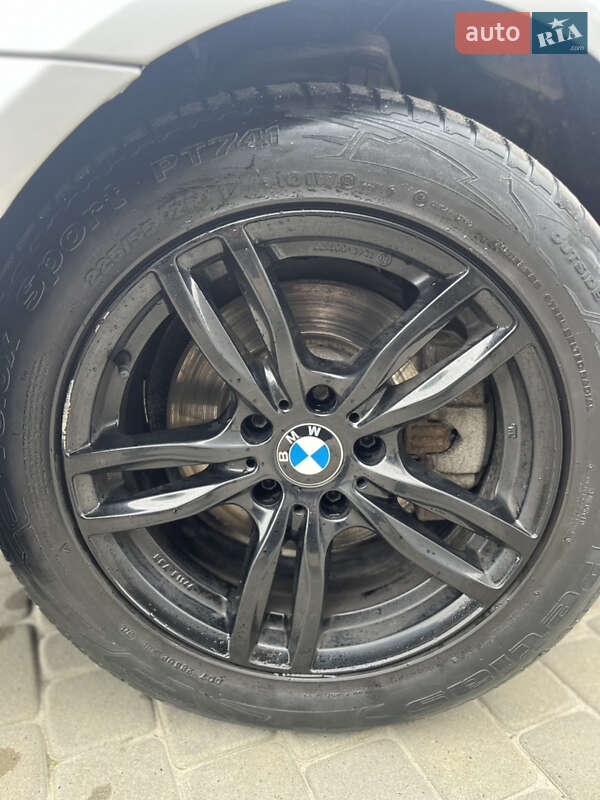 Седан BMW 5 Series 2012 в Тернополі