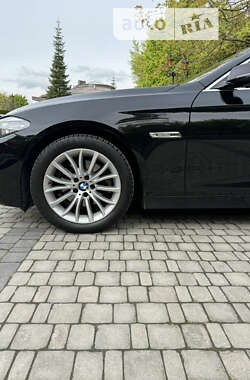 Седан BMW 5 Series 2013 в Львове