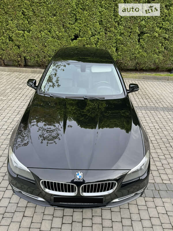 Седан BMW 5 Series 2013 в Львове