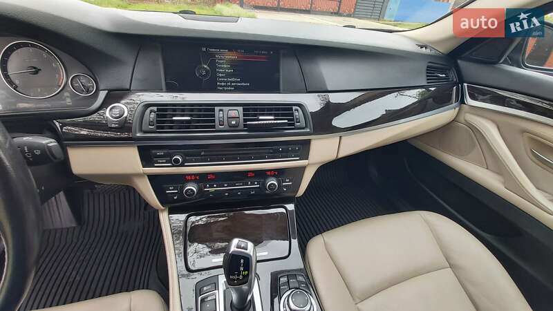Седан BMW 5 Series 2012 в Черкасах