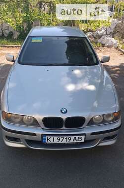 Седан BMW 5 Series 1997 в Киеве