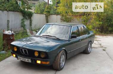 Седан BMW 5 Series 1983 в Харкові