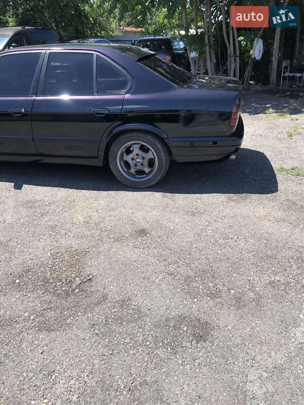 Седан BMW 5 Series 1995 в Одесі
