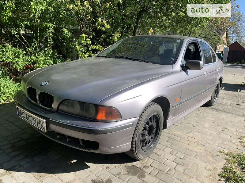 Седан BMW 5 Series 1996 в Шепетівці