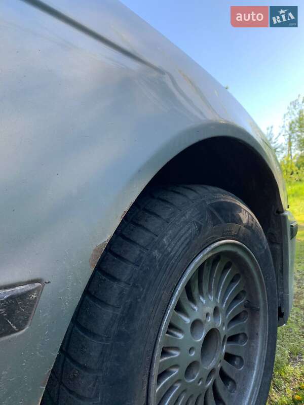 Універсал BMW 5 Series 1998 в Звягелі