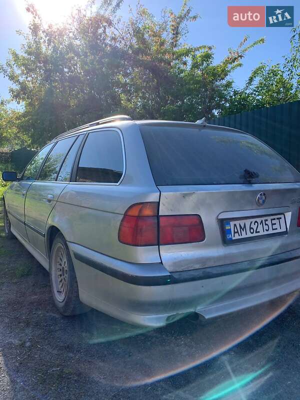 Універсал BMW 5 Series 1998 в Звягелі