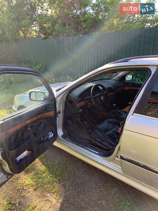 Універсал BMW 5 Series 1998 в Звягелі
