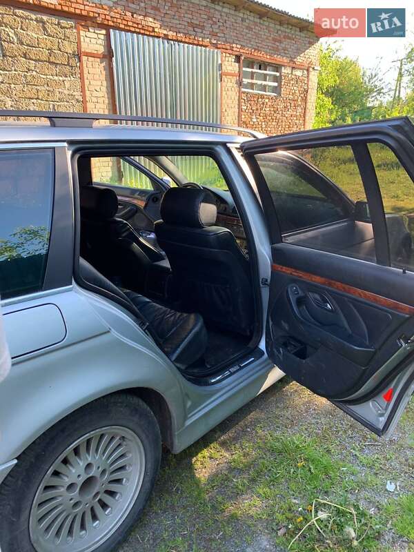 Універсал BMW 5 Series 1998 в Звягелі