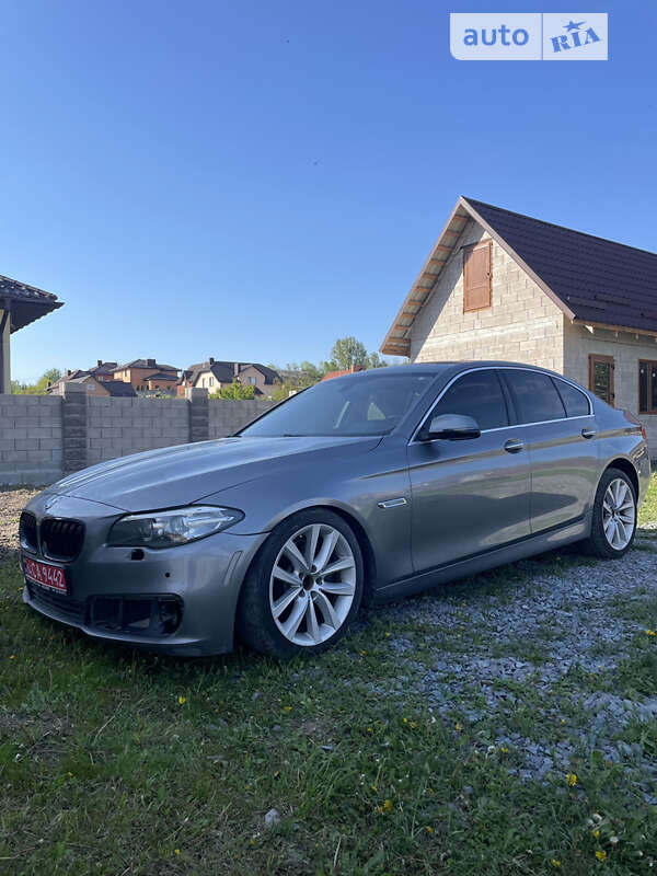 Седан BMW 5 Series 2014 в Ровно