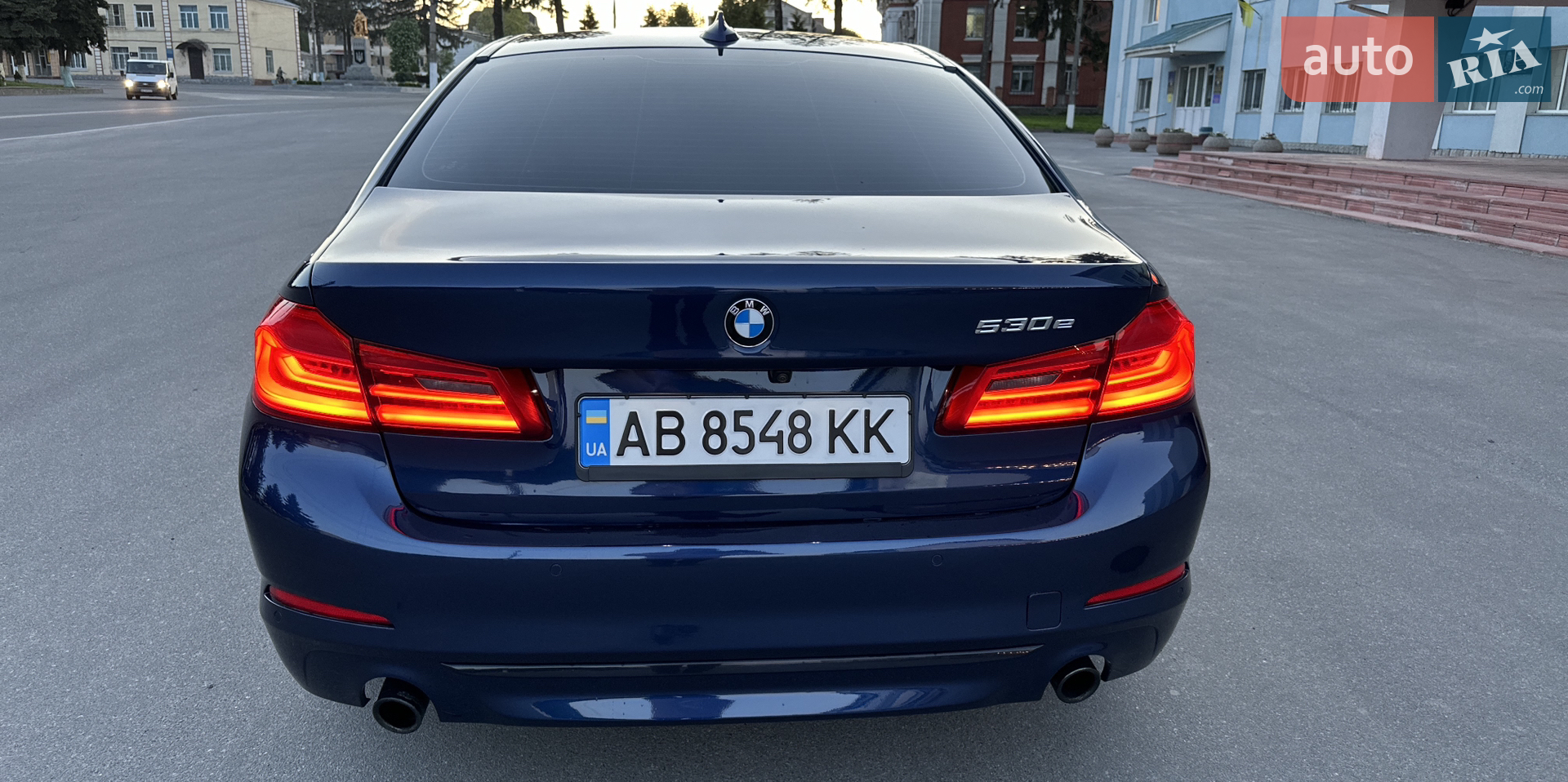 2018 BMW 5er - мініатюра 2