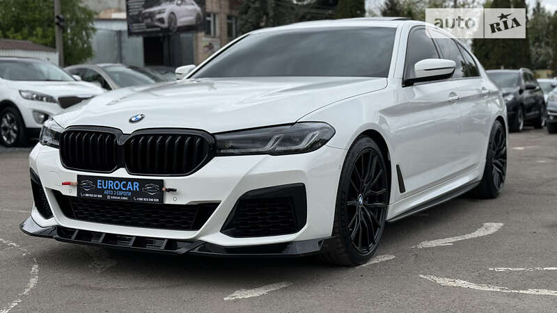 Седан BMW 5 Series 2017 в Дубно