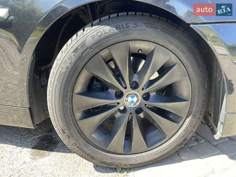 Седан BMW 5 Series 2004 в Одессе