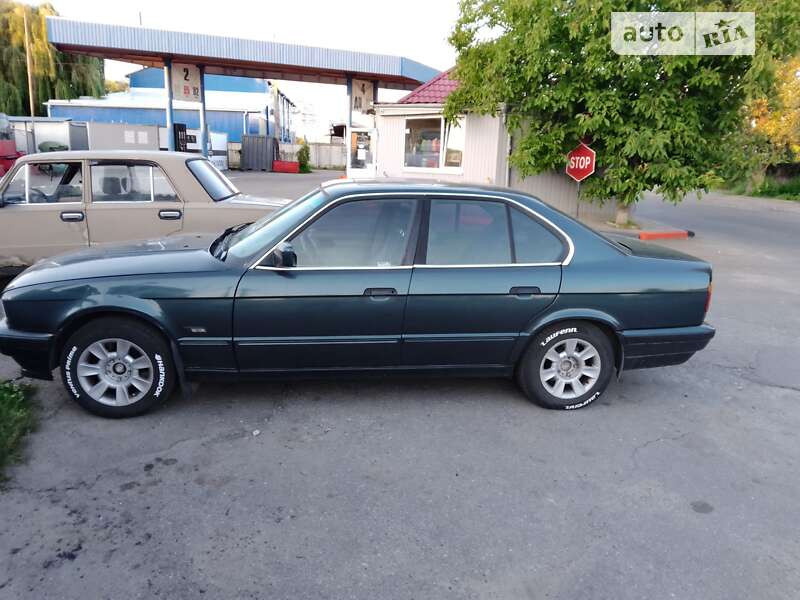 Седан BMW 5 Series 1991 в Боярке