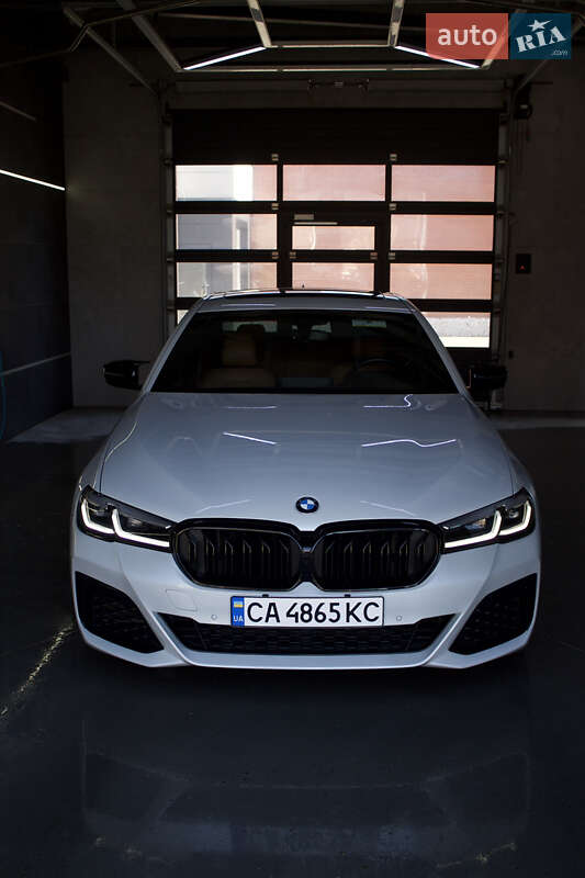 Седан BMW 5 Series 2017 в Черкасах