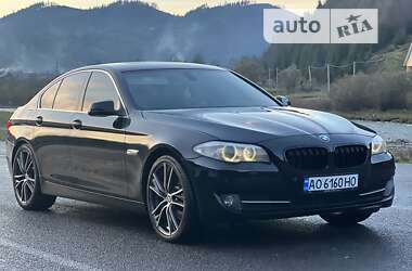 Седан BMW 5 Series 2011 в Межгорье