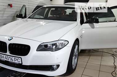 BMW 5 Series 2011