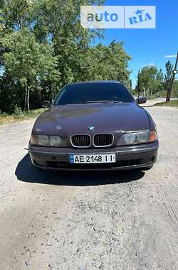 Седан BMW 5 Series 1996 в Дніпрі